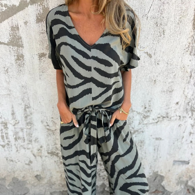 Women's Zebra Print V-Neck Top & Pants Two-Piece Set