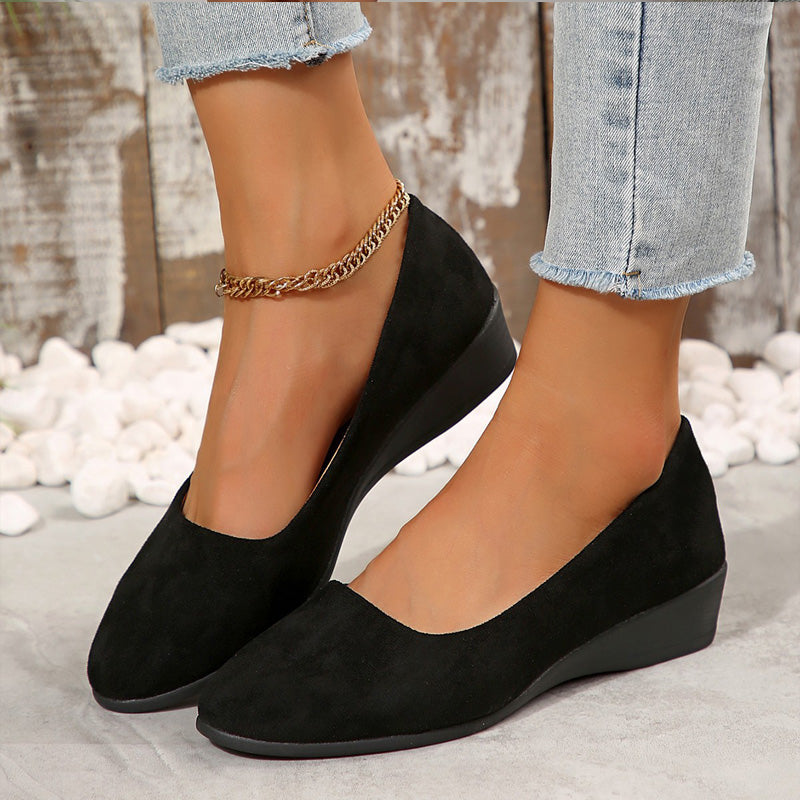 🔥Hot Sale🔥Elegant Lightweight Anti-Slip Low Heel Wedge Shoes